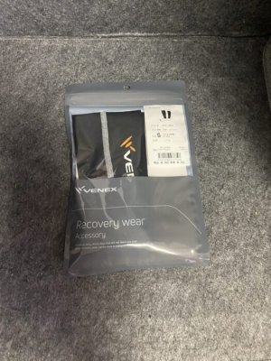 ベネクス レッグリカバリータイツ