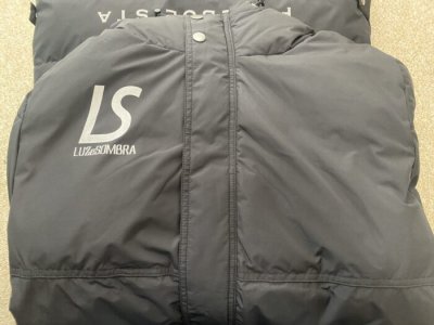 ルースイソンブラ ベンチコート